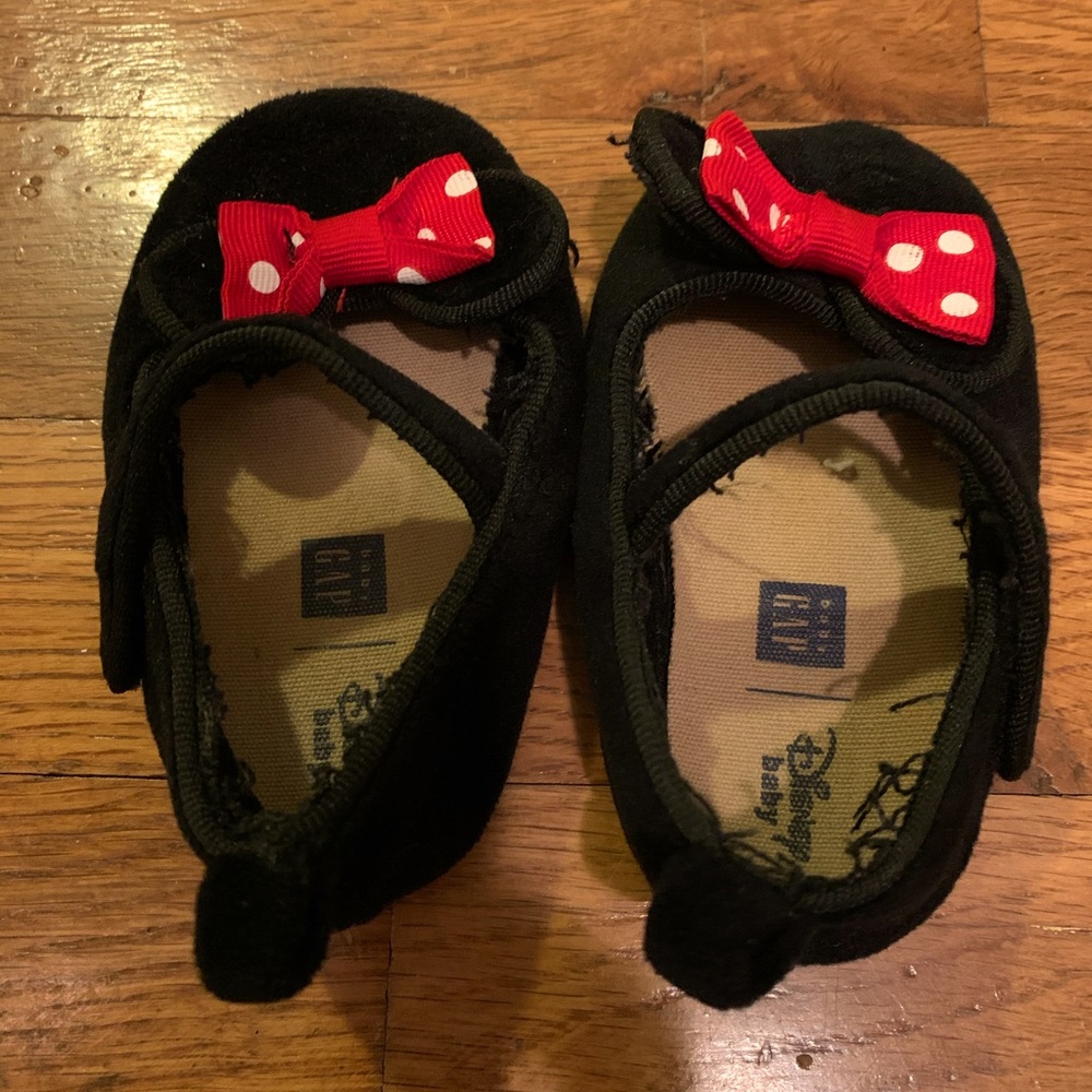 Minnie Mouse baby girl shoes